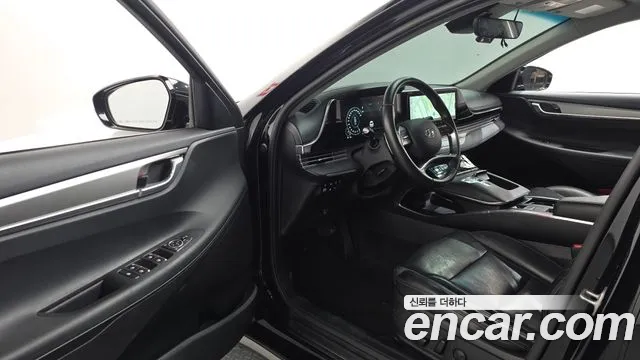 Hyundai Grandeur (New) Hybrid — Фото автомобиля 15