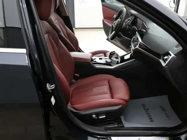 BMW 3 Series — Фото автомобиля 22
