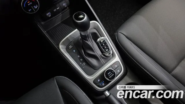 Hyundai Venue Venue 1.6 Premium — Фото автомобиля 9