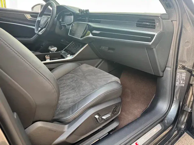 Audi A6L — Фото автомобиля 28