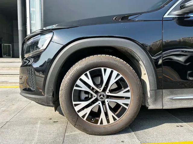 Mercedes-Benz GLB-Class — Фото автомобиля 12