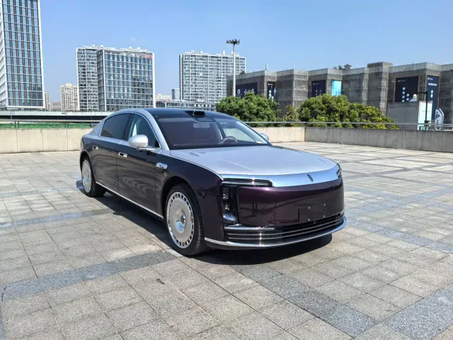 Maextro S800 — Фото автомобиля 4
