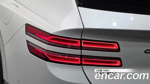 Genesis GV80 — Фото автомобиля 8