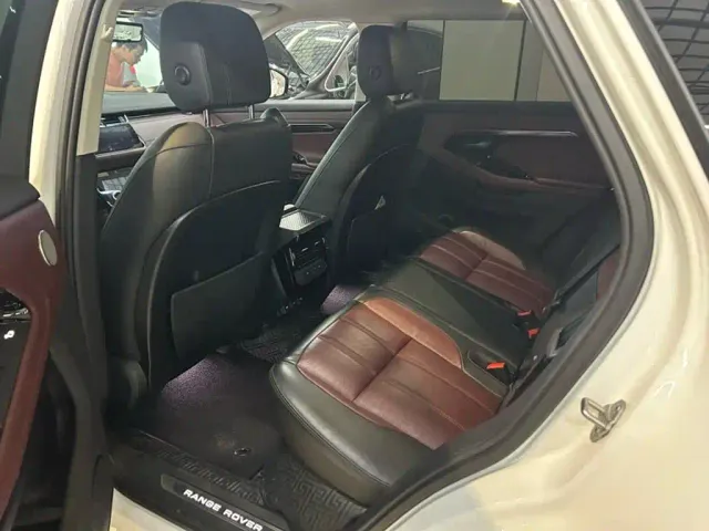 Land Rover Range Rover Evoque — Фото автомобиля 3