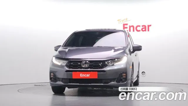 Honda Odyssey — Фото автомобиля 3