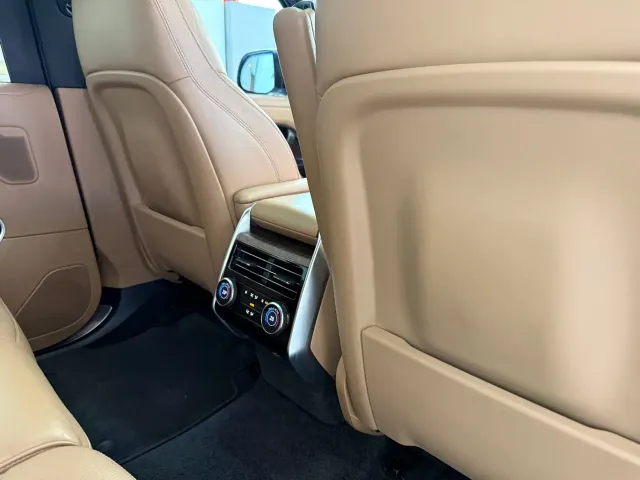 Land Rover Range Rover — Фото автомобиля 11