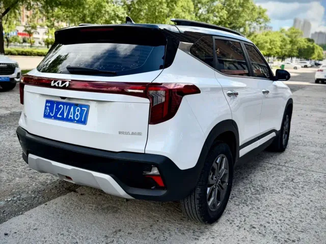 Kia Seltos — Фото автомобиля 6