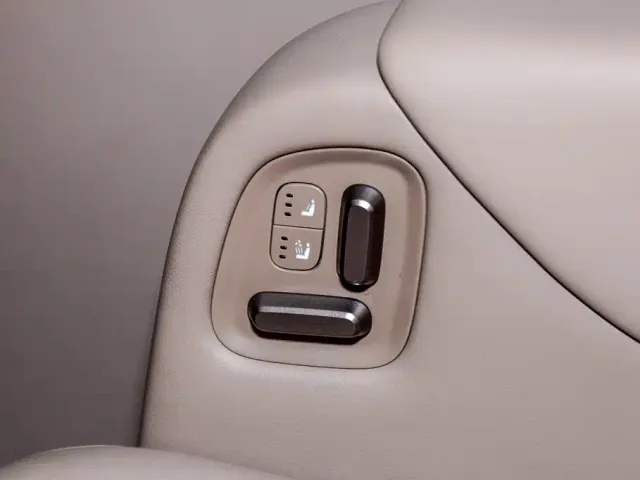 Li Auto MEGA — Фото автомобиля 30