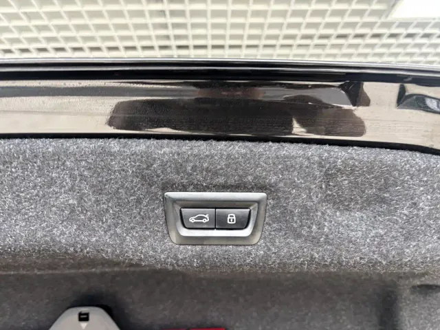 BMW 5 Series — Фото автомобиля 29