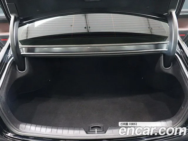 Hyundai Grandeur GN7 — Фото автомобиля 5