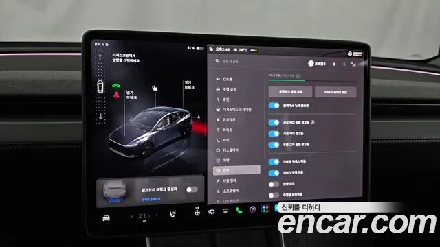 Tesla Model Y — Фото автомобиля 21