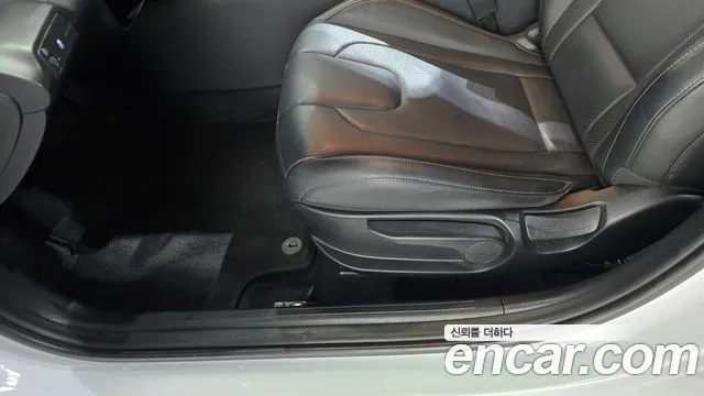 Hyundai Avante CN7 — Фото автомобиля 26