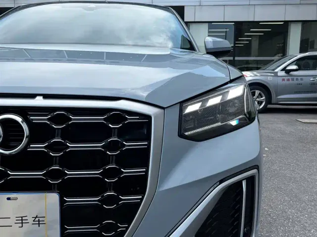 Audi Q2L — Фото автомобиля 22