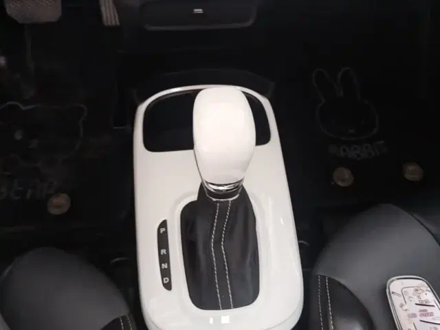 Roewe Clever — Фото автомобиля 9