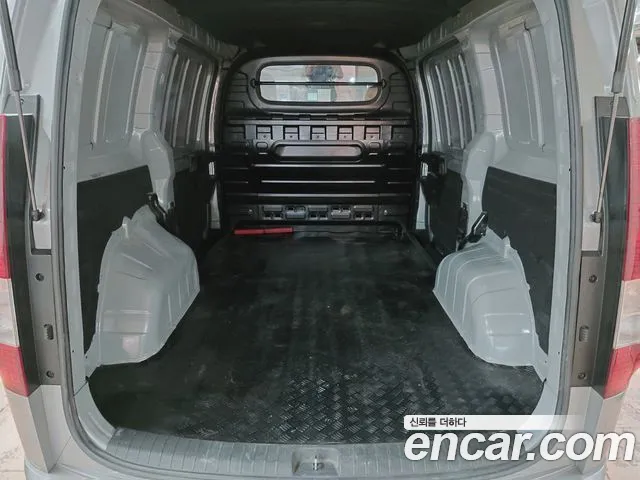 Hyundai Staria Staria Карго 3 места — Фото автомобиля 7