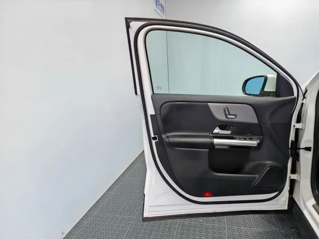 Mercedes-Benz GLA-Class — Фото автомобиля 13