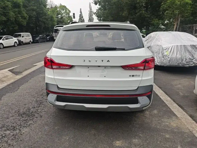 Jetta VS7 — Фото автомобиля 5