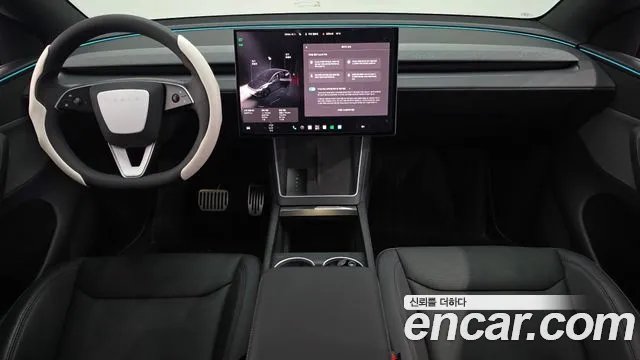 Tesla Model Y — Фото автомобиля 10