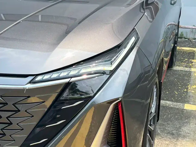 Changan Z6 — Фото автомобиля 7