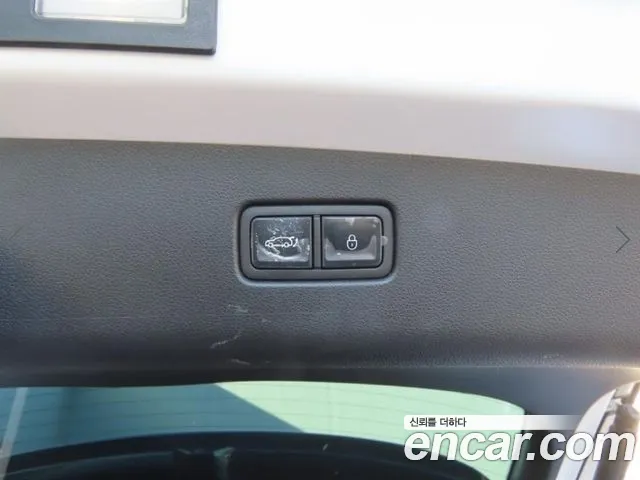 Genesis GV70 — Фото автомобиля 6