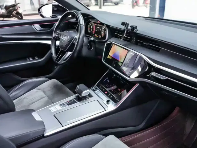 Audi A6L — Фото автомобиля 7