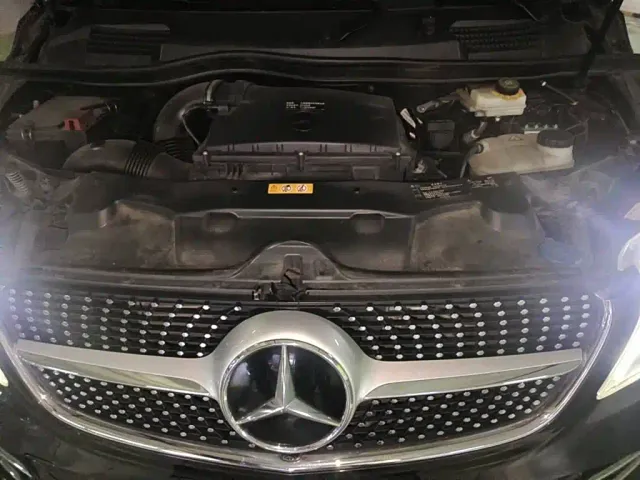 Mercedes-Benz V-Class — Фото автомобиля 3