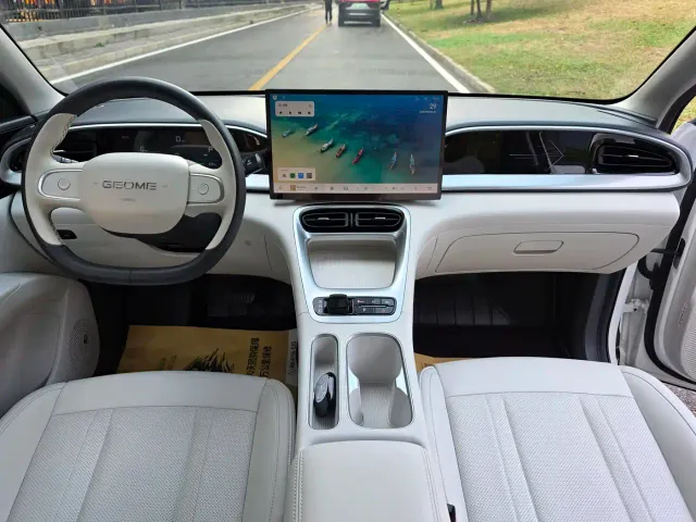 Geely Starry Wish — Фото автомобиля 15