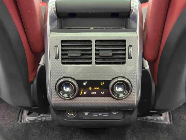 Land Rover Range Rover Sport — Фото автомобиля 14