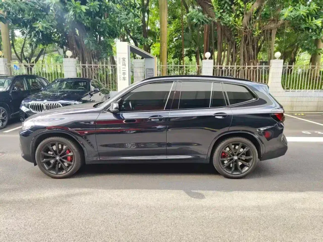 BMW BMW X3 2023 xDrive30i Leading M Night Package — Фото автомобиля 2