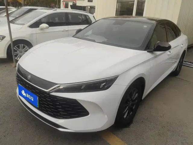 Фотография автомобиля — BYD Qin L