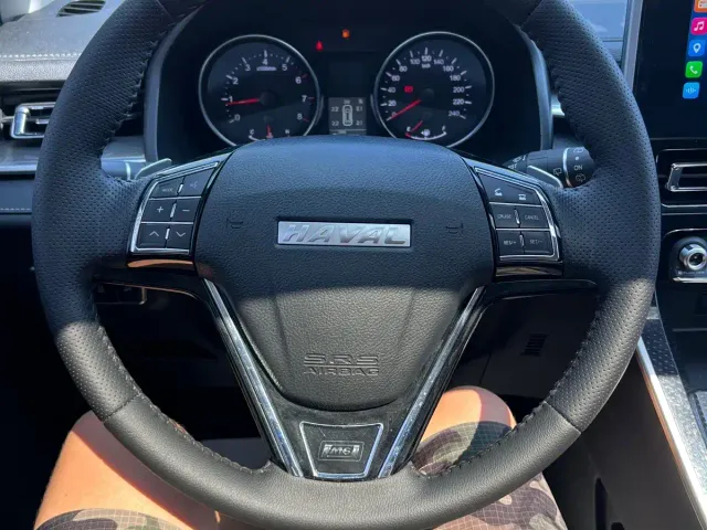 Haval M6 — Фото автомобиля 11