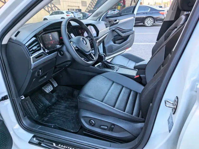 Volkswagen Sagitar — Фото автомобиля 10