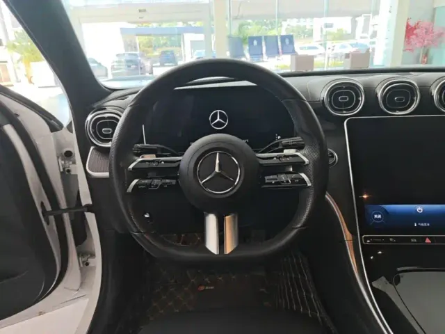 Mercedes-Benz C-Class — Фото автомобиля 10