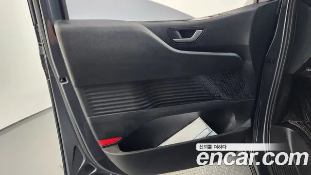 Hyundai Staria — Фото автомобиля 13