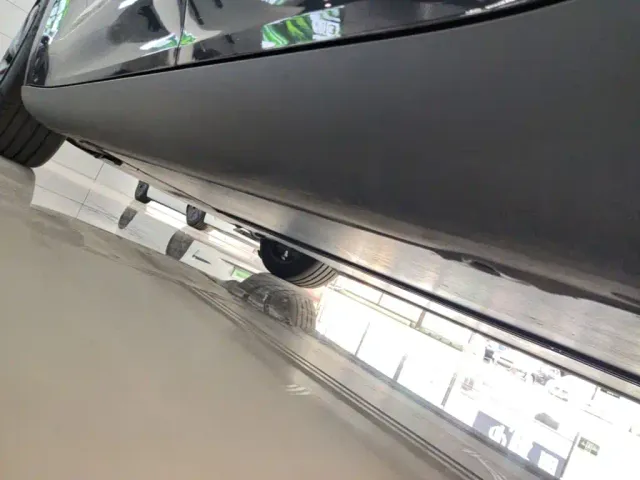 Tesla Model Y — Фото автомобиля 21
