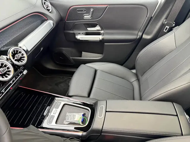 Mercedes-Benz EQB — Фото автомобиля 8