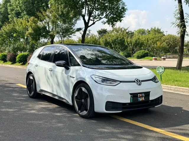 Volkswagen ID.3 — Фото автомобиля 3
