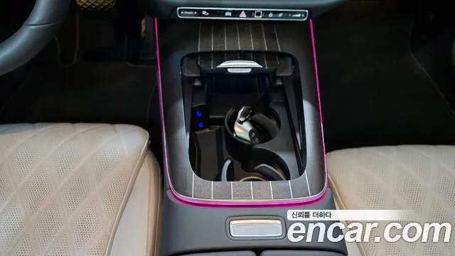 Mercedes-Benz E-Class — Фото автомобиля 9
