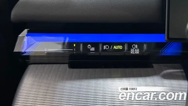 BMW 5 Series G60 — Фото автомобиля 16