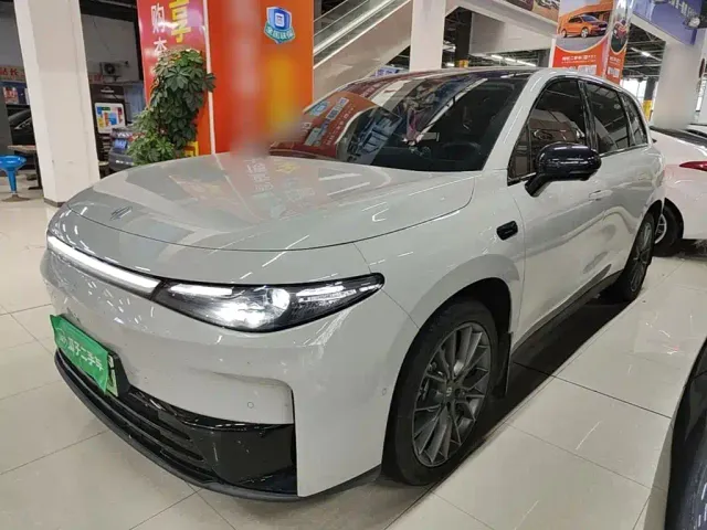Фотография автомобиля — Leapmotor C10