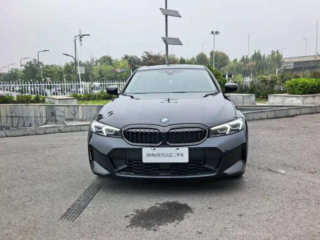 BMW 3 Series — Фото автомобиля 2
