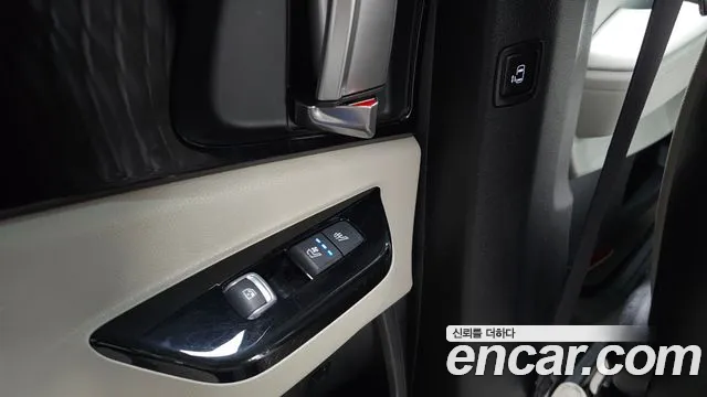 Kia Canival Carnival 4 поколение Бензин 7 мест Noblesse — Фото автомобиля 19