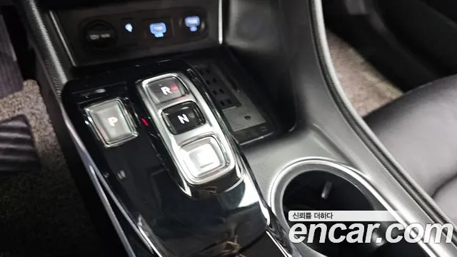 Hyundai Sonata Sonata (DN8) 2.0 LPG(Для проката) — Фото автомобиля 9