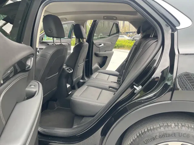 Buick Envision S — Фото автомобиля 10