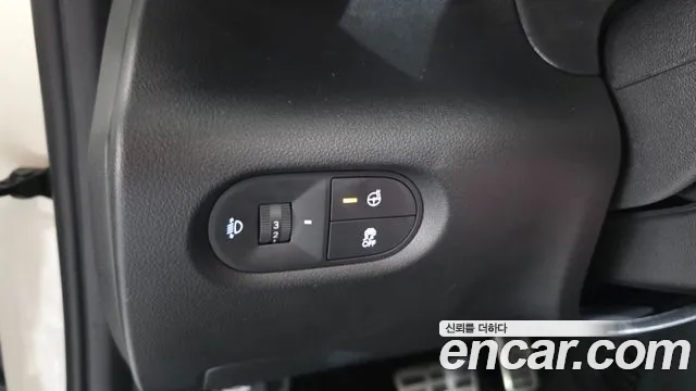 Hyundai Casper Casper Turbo Essential Light — Фото автомобиля 13