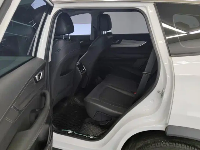 Chery Tiggo 8 — Фото автомобиля 11