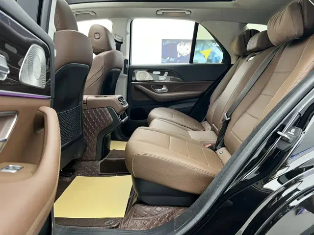 Mercedes-Benz GLE-Class — Фото автомобиля 14