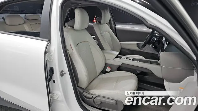 Hyundai Ioniq 6 — Фото автомобиля 16