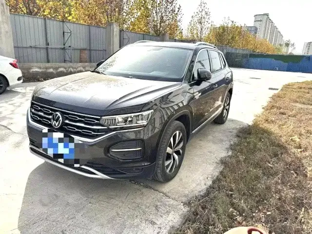 Фотография автомобиля — Volkswagen Tayron
