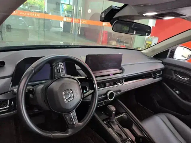 Honda Inspire — Фото автомобиля 2